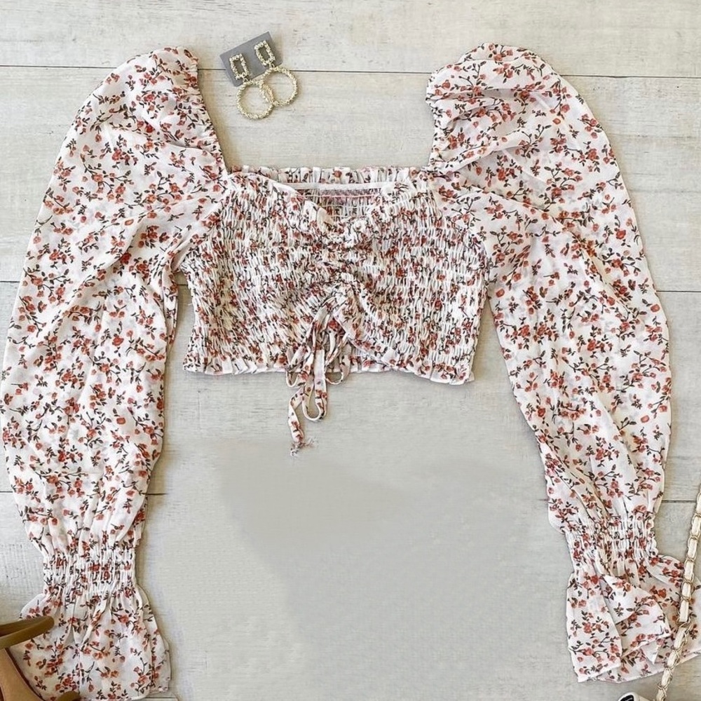 Floral Puff Sleeve Drawstring Crop Top